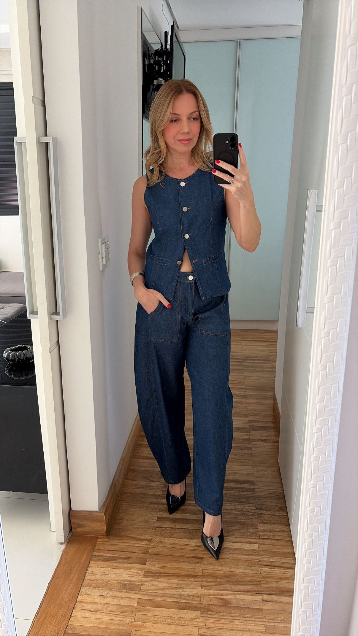 Conjunto Calça Barrel e Colete Jeans  Camila