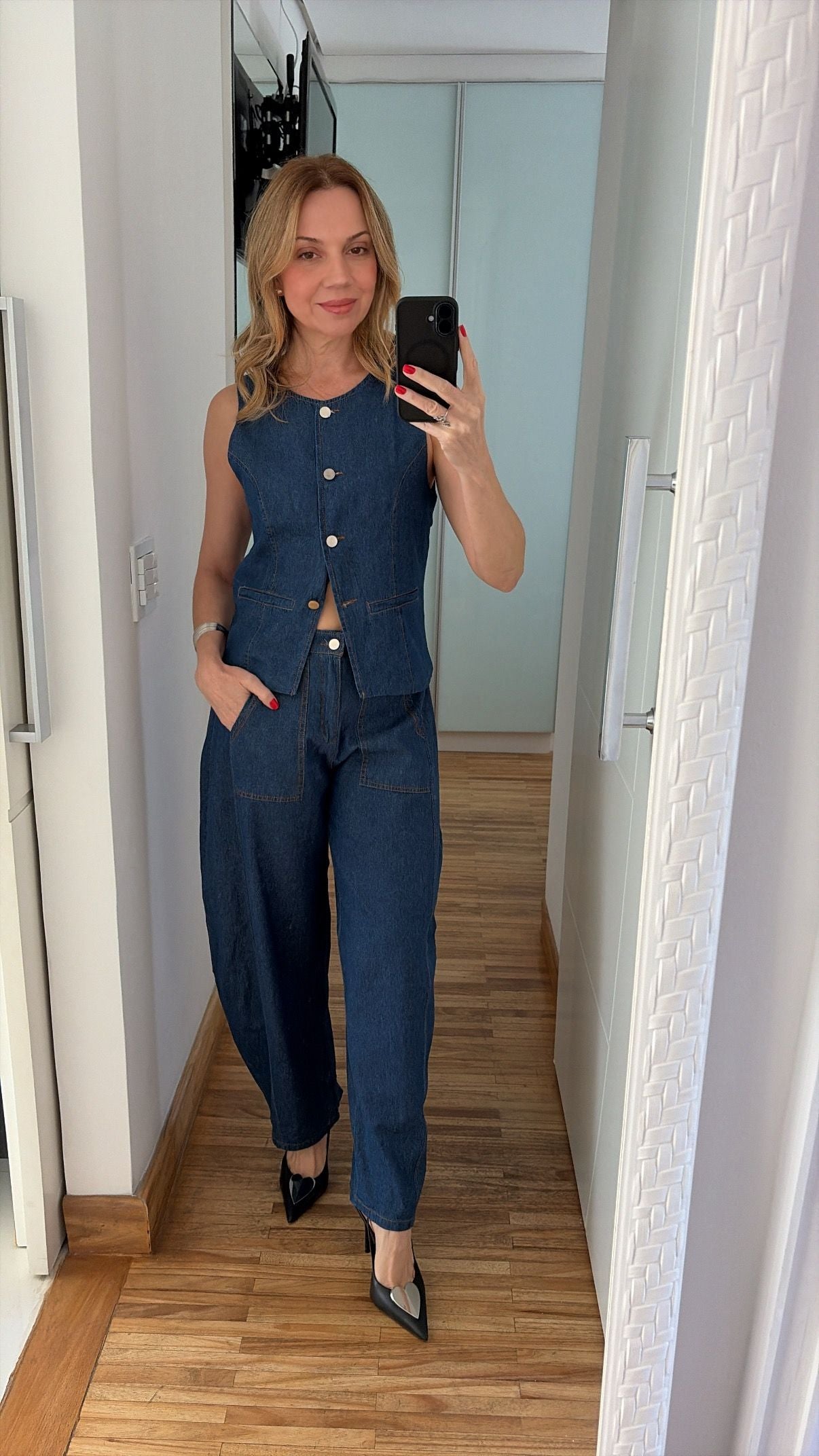 Conjunto Calça Barrel e Colete Jeans  Camila