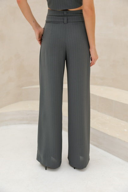 Conjunto Alfaiataria Calça e Colete Celina