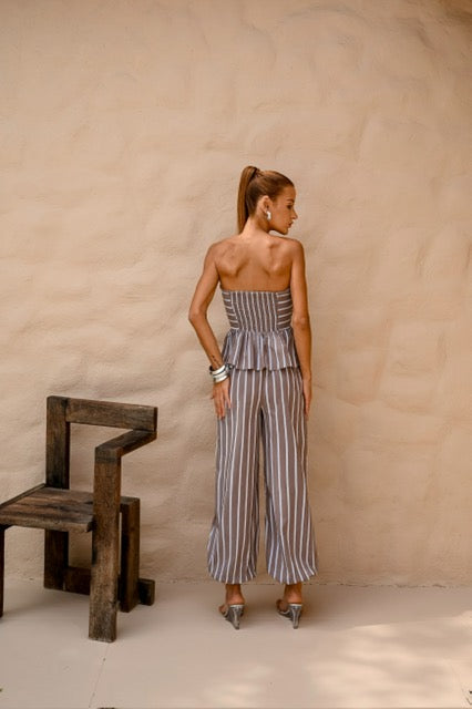 Conjunto Calça Aladim e Blusa Peplum Listras