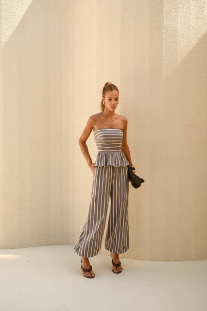 Conjunto Calça Aladim e Blusa Peplum Listras