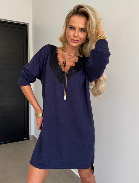 Vestido Amplo Lanzinha com Renda Romana - ATENÇÃO PEÇA EM PRÉ VENDA, COM ENVIO EM 10/05!