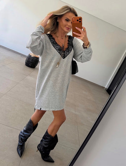 Vestido Amplo Lanzinha com Renda Romana - ATENÇÃO PEÇA EM PRÉ VENDA, COM ENVIO EM 10/05!