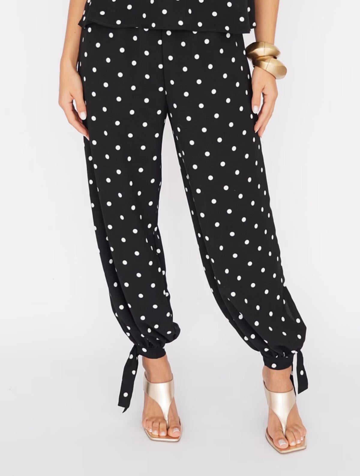 Conjunto Calça Aladim e Blusa Peplum Poá