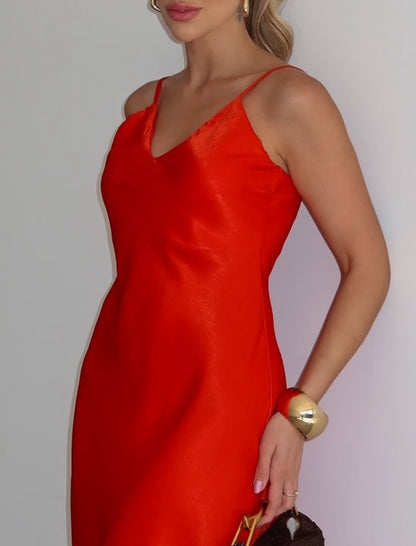 Vestido Midi Cetim - ATENÇÃO PEÇA COM ENVIO EM 13/01