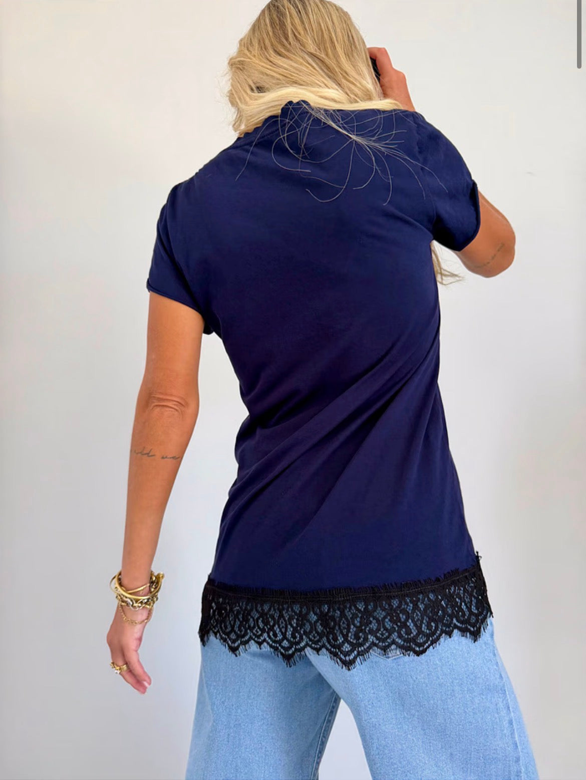 T-Shirt Renda - ATENÇÃO! PEÇA EM PRÉ VENDA, COM ENVIO EM 31/03