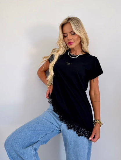 T-Shirt Renda - ATENÇÃO! PEÇA EM PRÉ VENDA, COM ENVIO EM 31/03