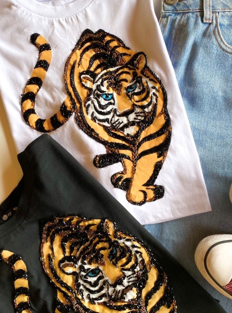 T-Shirt Bordada Tigre